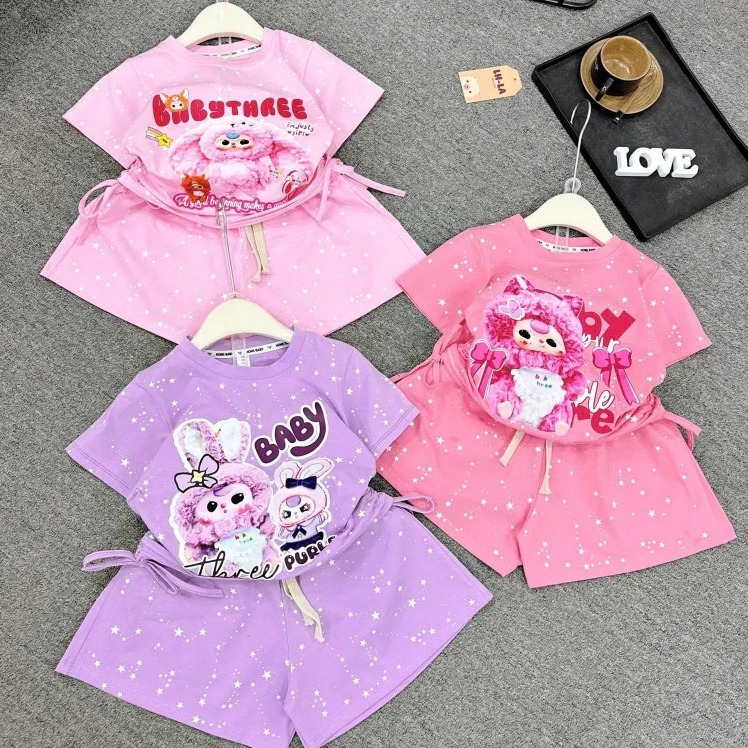 Sét Đồ Bộ In Hình Baby Three Dễ Thương Cho Bé Gái 9-44KG Thắt Nơ 2 Bên Chất Liệu Cotton Mềm Mịn Thoáng Mát